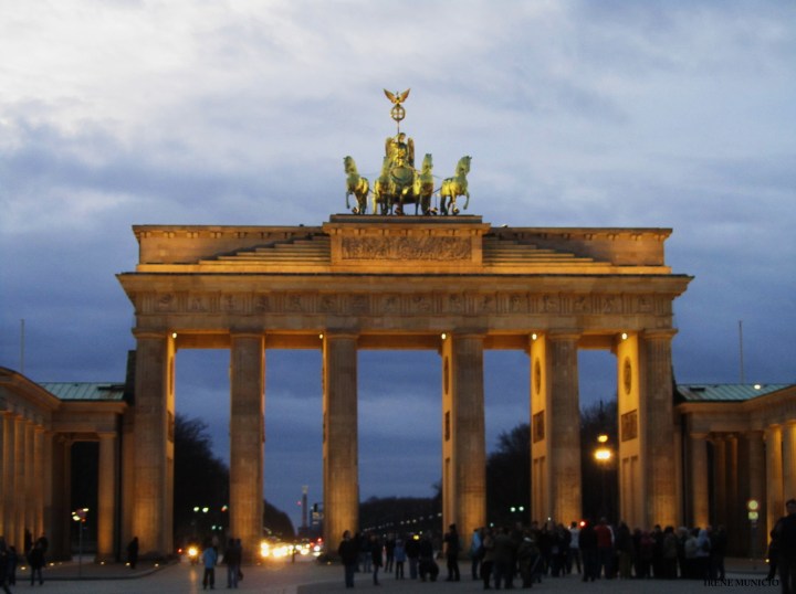 Puerta de Brandenburgo, Berlin